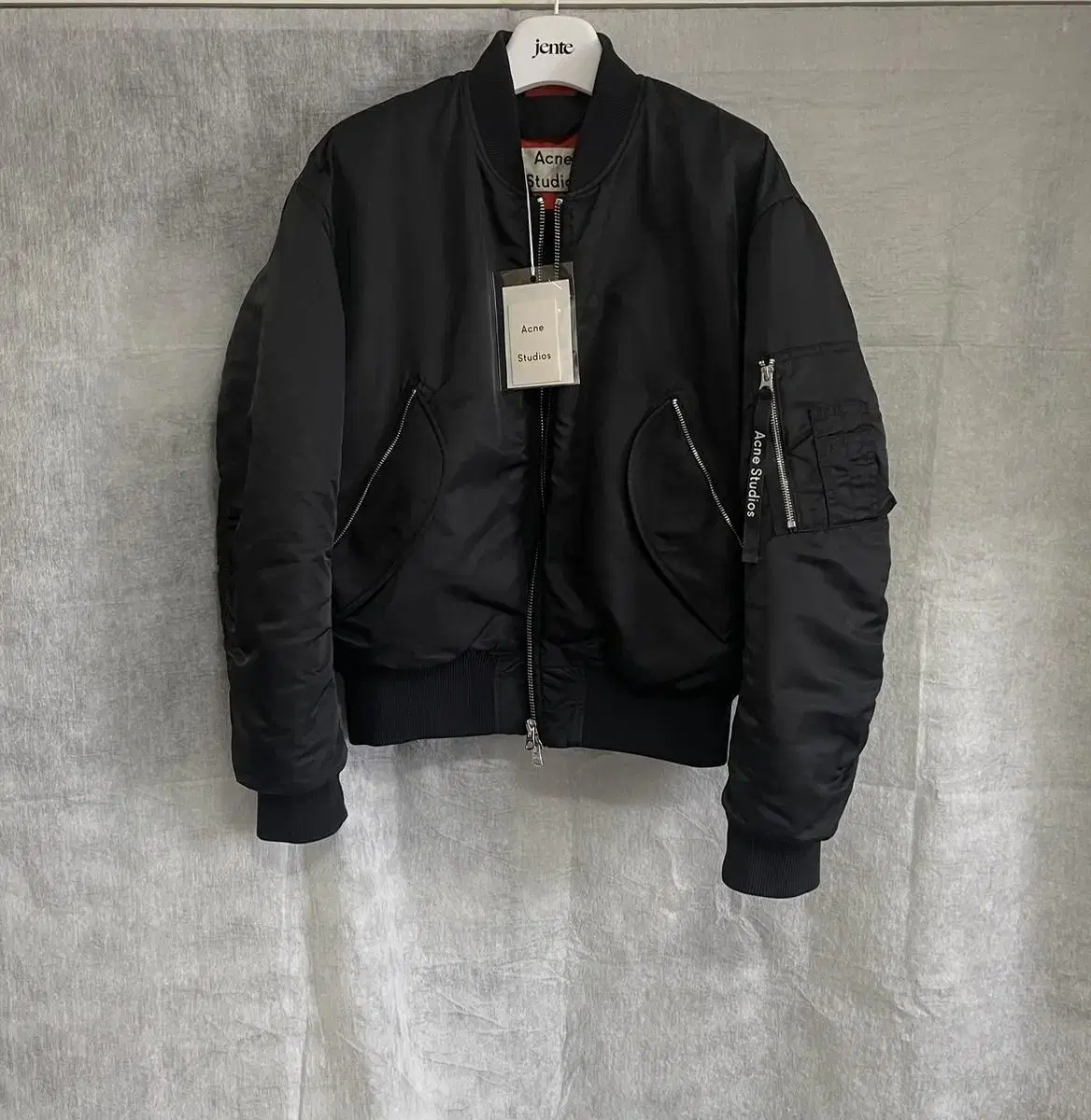 아크네 마키오 블랙 46 /Acne makio Black 46